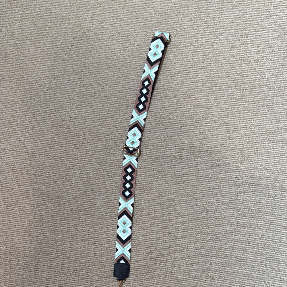 Geometric Patterned adjustable, 33-54 inch handbag Strap